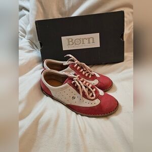 Born Hubble raspberry shoes size 8